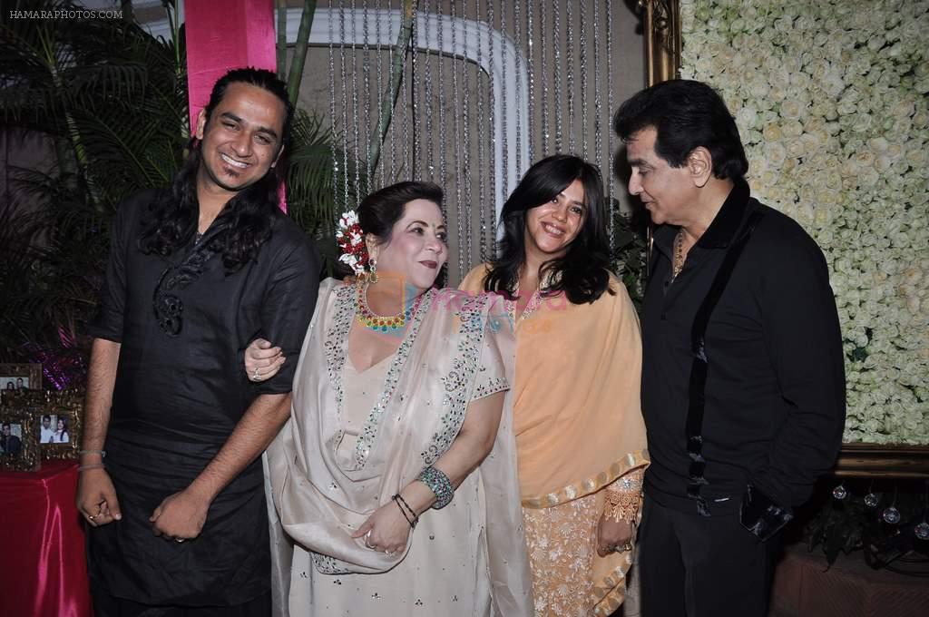 Ekta Kapoor, Shobha Kapoor, Jeetendra at Kiran Bawa's Diwali Bash on 12th Nov 2012
