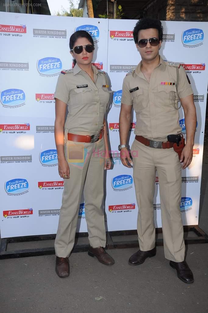Kavita Kaushik, Aamir Ali at FIR on location in esselworld, Mumbai on 16th Nov 2012