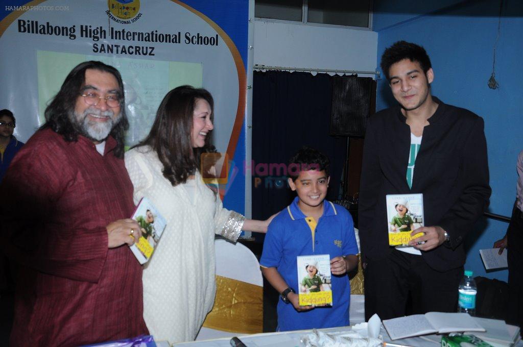 at Lina Ashar book launch in Santacruz, Mumbai on 24th Nov 2012