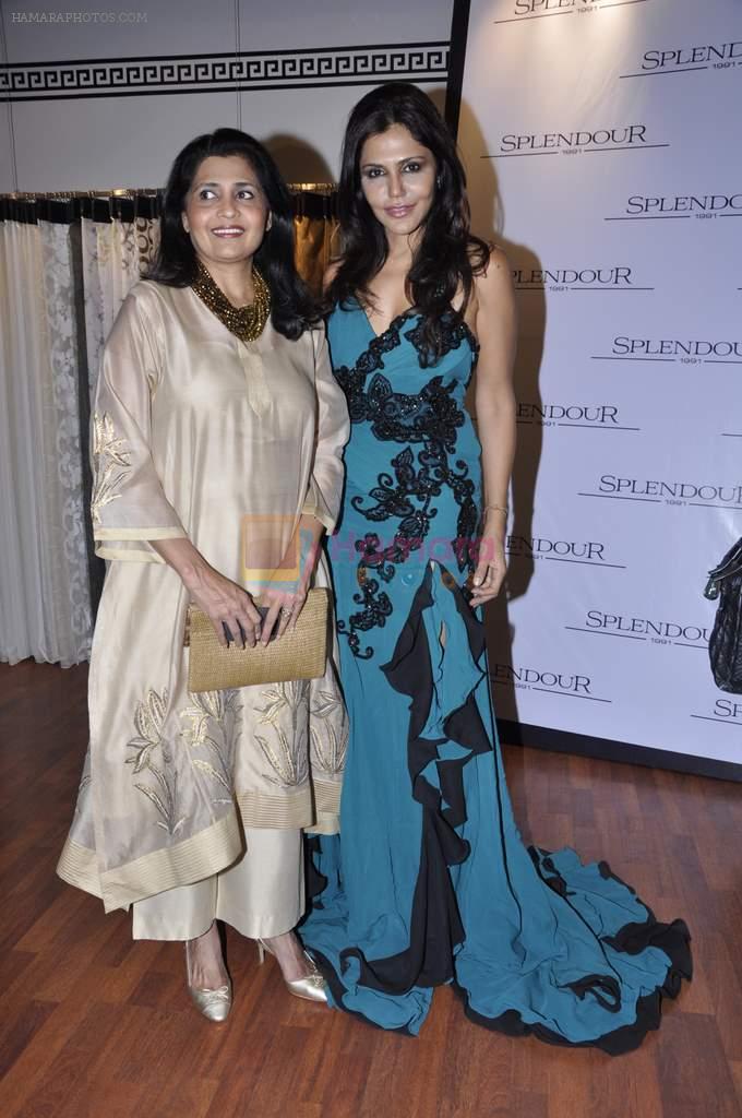 Nisha Jamwal at Splendour collection launch hosted by Nisha Jamwal in Mumbai on 27th Nov 2012