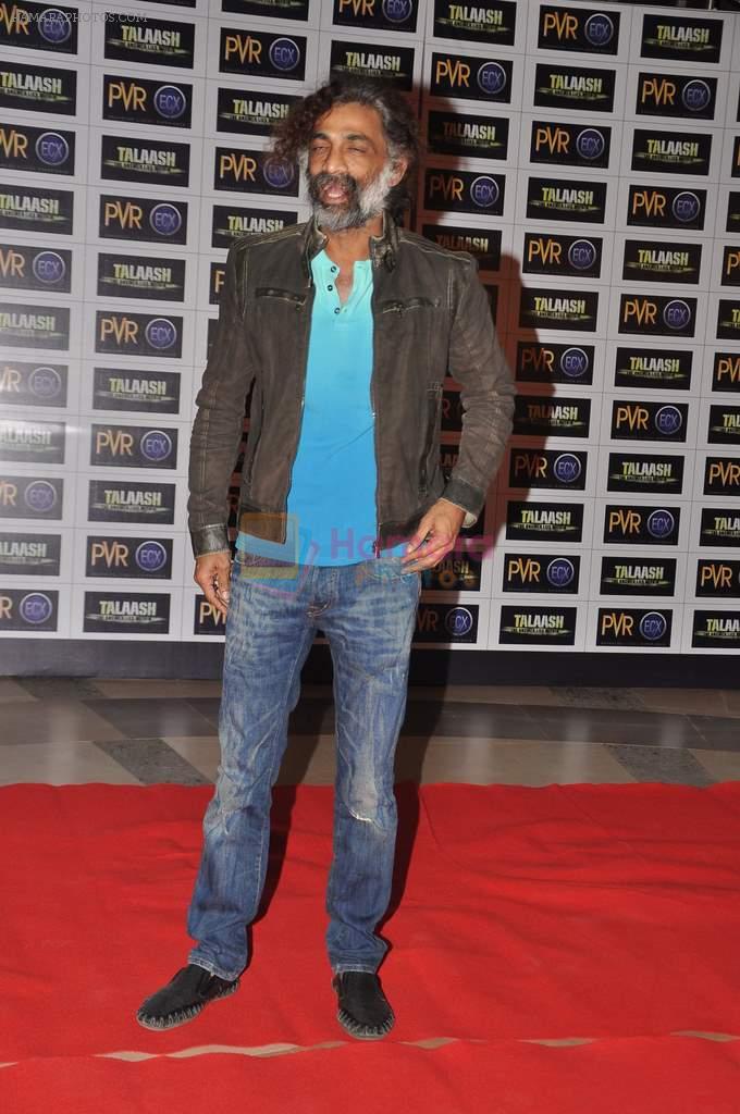 Makrand Deshpande at Talaash film premiere in PVR, Kurla on 29th Nov 2012
