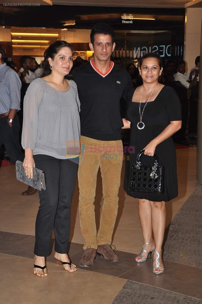 Sharman Joshi , Manasi Joshi Roy at Talaash film premiere in PVR, Kurla on 29th Nov 2012