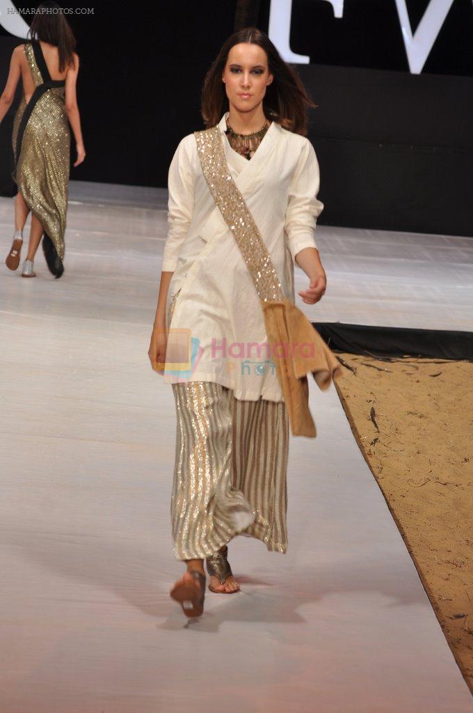Model walk the ramp for Asmita Marwah Show at IRFW 2012 Day 3 in Goa on 30th Nov 2012