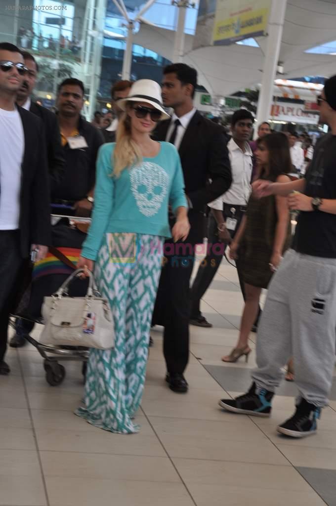 Paris Hilton arrives at Mumbai airport on 3rd Dec 2012