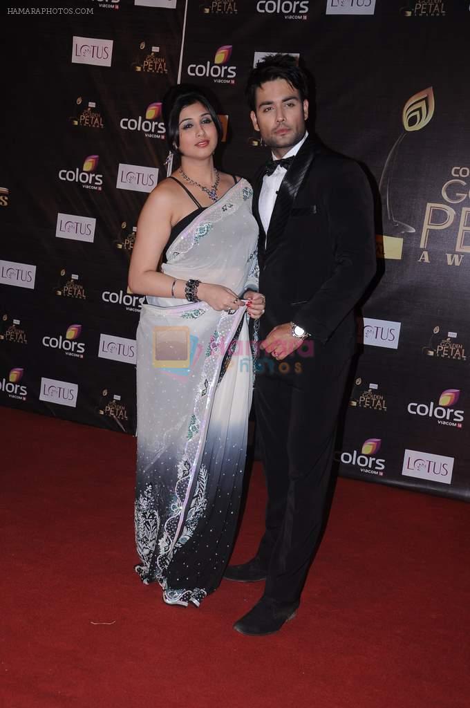 Vivian Dsena at Golden Petal Awards in Mumbai on 3rd Dec 2012