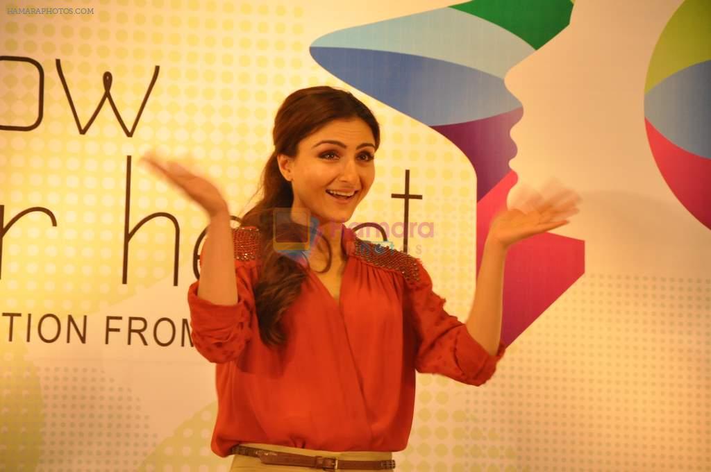 Soha Ali Khan at Follow your heart event in IES on 5th Dec 2012
