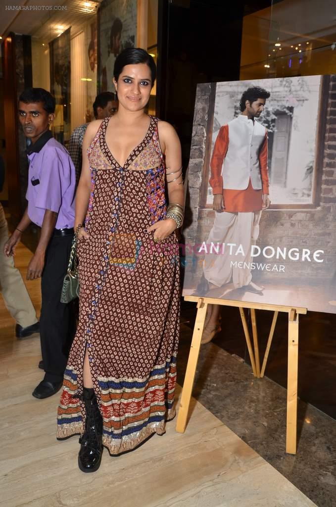 Sona Mohapatra at the launch of Anita Dongre's latest menswear collection in Palladium, Mumbai on 11th Dec 2012