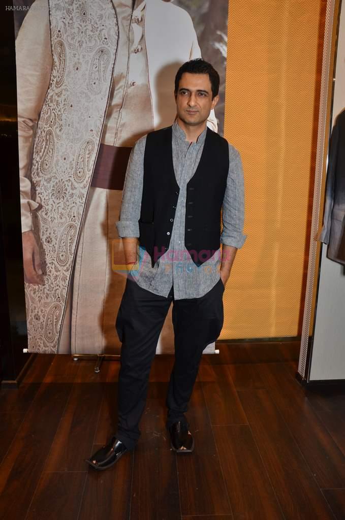 Sanjay Suri at the launch of Anita Dongre's latest menswear collection in Palladium, Mumbai on 11th Dec 2012