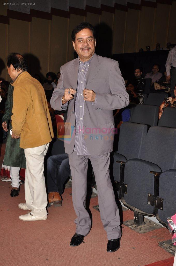 Shatrughan Sinha at Madhushre concert in St Andrews, Mumbai on 15th Dec 2012
