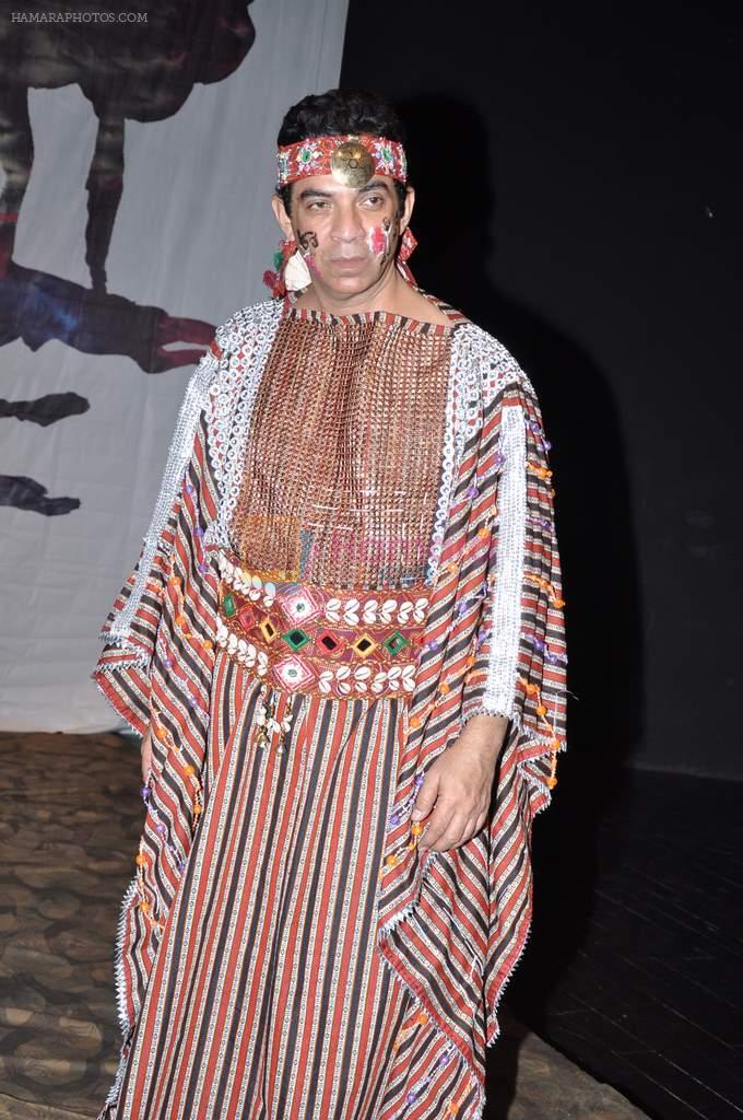 at Salim Arif's play in Prithvi, Juhu, Mumbai on 22nd Dec 2012