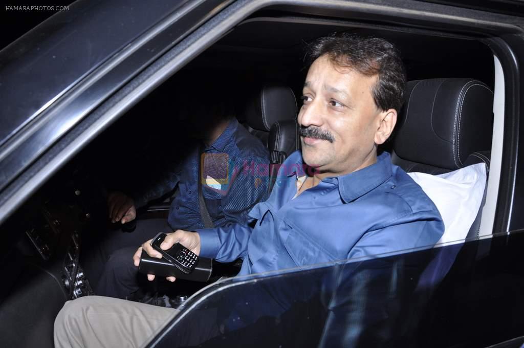 Baba Siddique at Salman's private dinner at home in Bandra, Mumbai on 26th Dec 2012