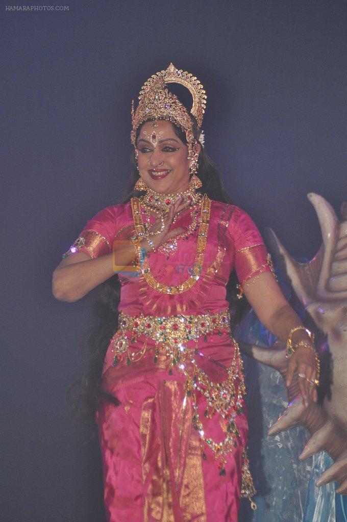 Hema Malini performs for Jaya Smriti in Nehru Centre, Mumbai on 26th Dec 2012