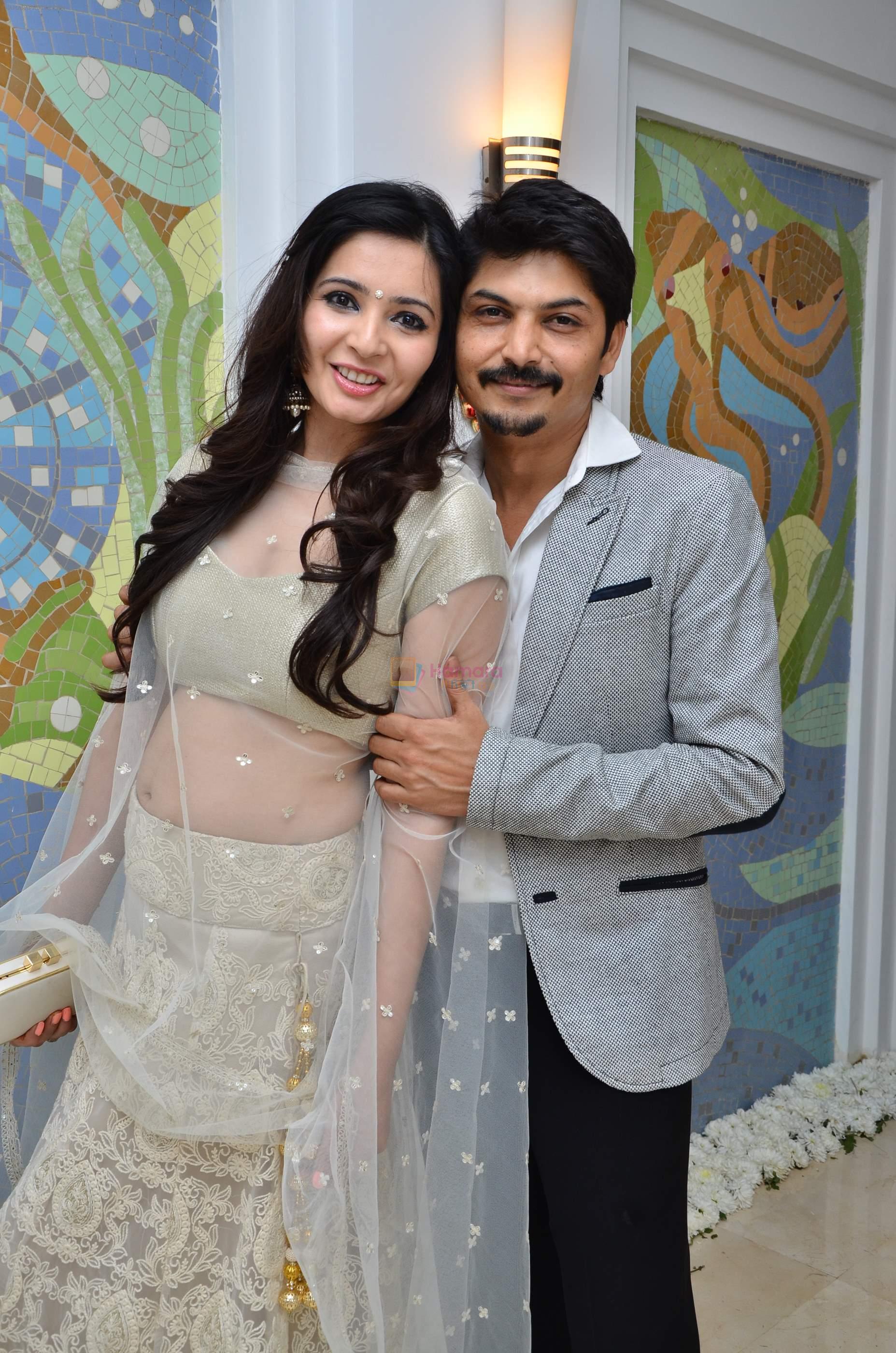Shonali Nagrani at Riyaz Amlani and Kiran's wedding reception in Mumbai on 26th Dec 2012