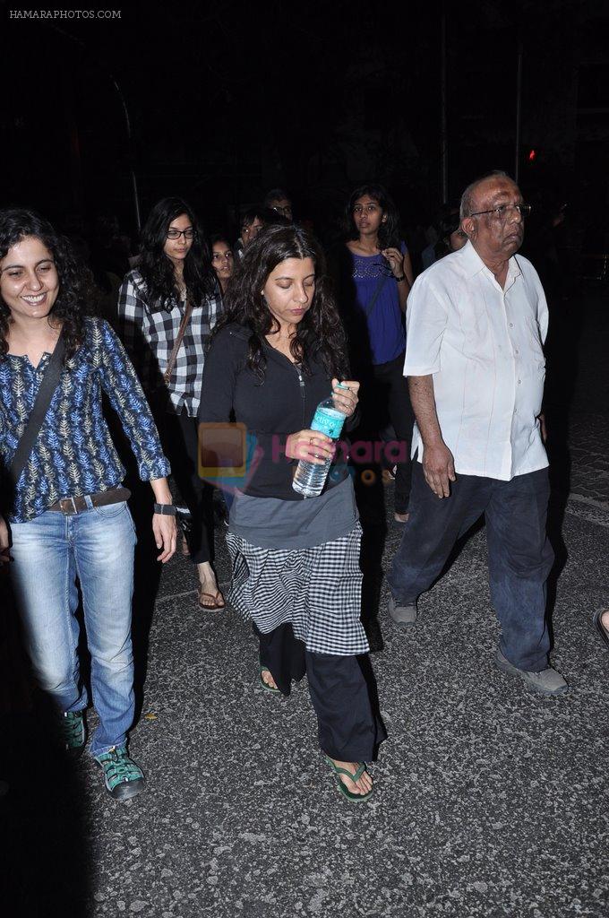 Zoya Akhtar at the peace march for the Delhi victim in Mumbai on 29th Dec 2012