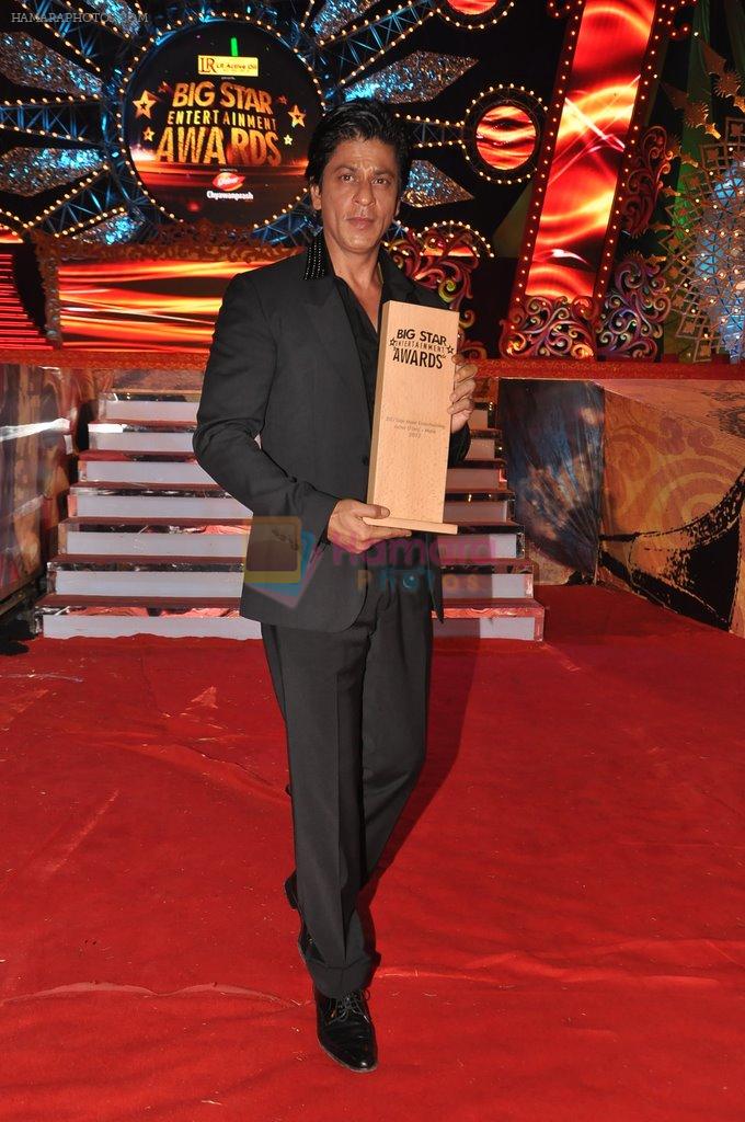 Shahrukh Khan at Big Star Awards on 16th Dec 2012