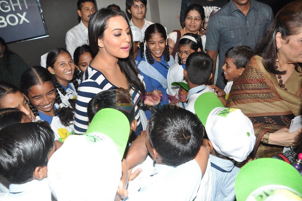 Sonakshi Sinha at Smile foundation NGO meet the kids event in Mumbai on 31st Dec 2012