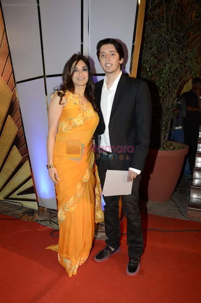 Lucky Morani at Zee Awards red carpet in Mumbai on 6th Jan 2013,1