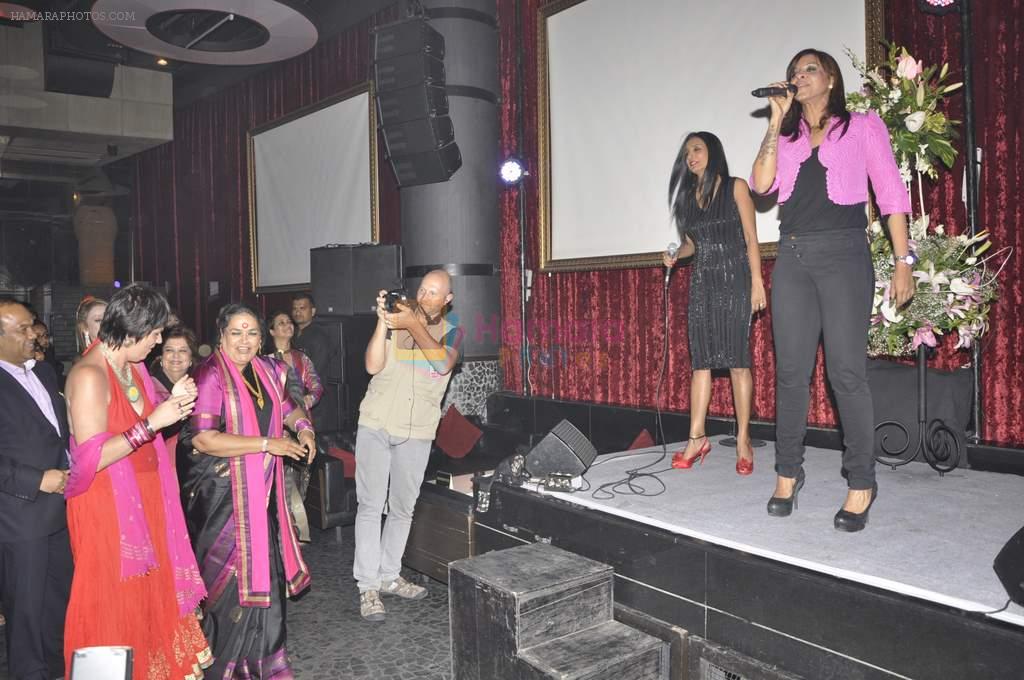 Manasi Scott, Suchitra Pillai at Vagina Monologues Charity dinner in Canvas, Mumbai on 6th Jan 2013