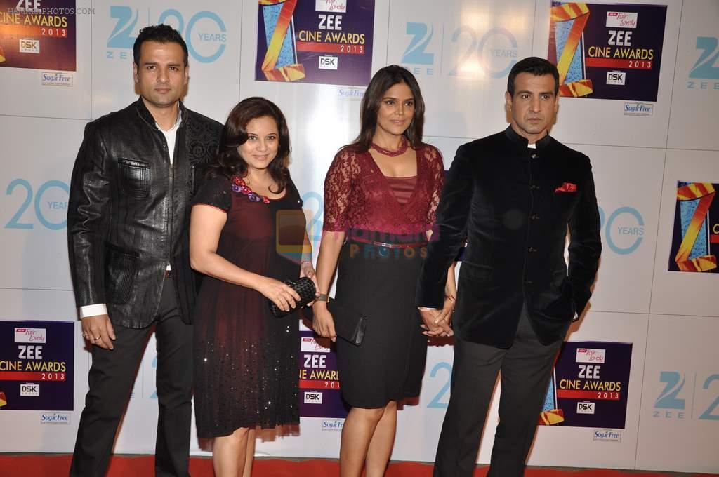 Rohit Roy, Ronit Roy at Zee Awards red carpet in Mumbai on 6th Jan 2013