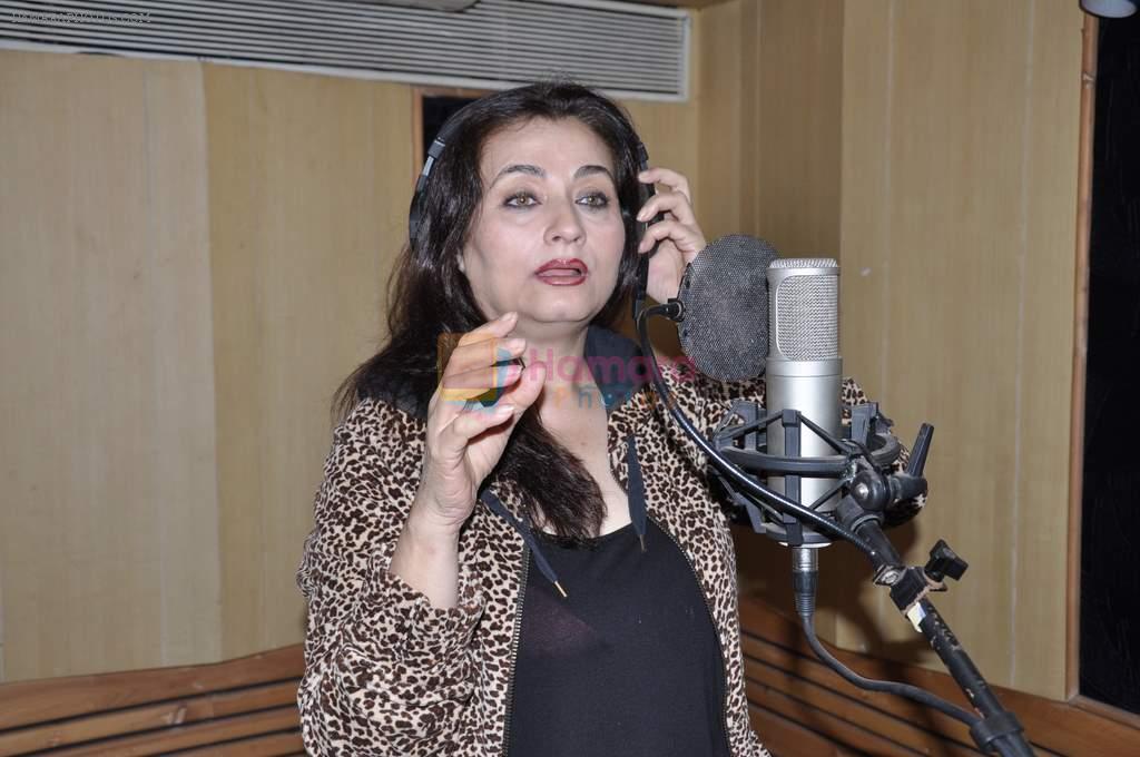 Salma Agha at a song recording for Damini - tribute to the victim of delhi rape in Mumbai on 7th Jan 2013
