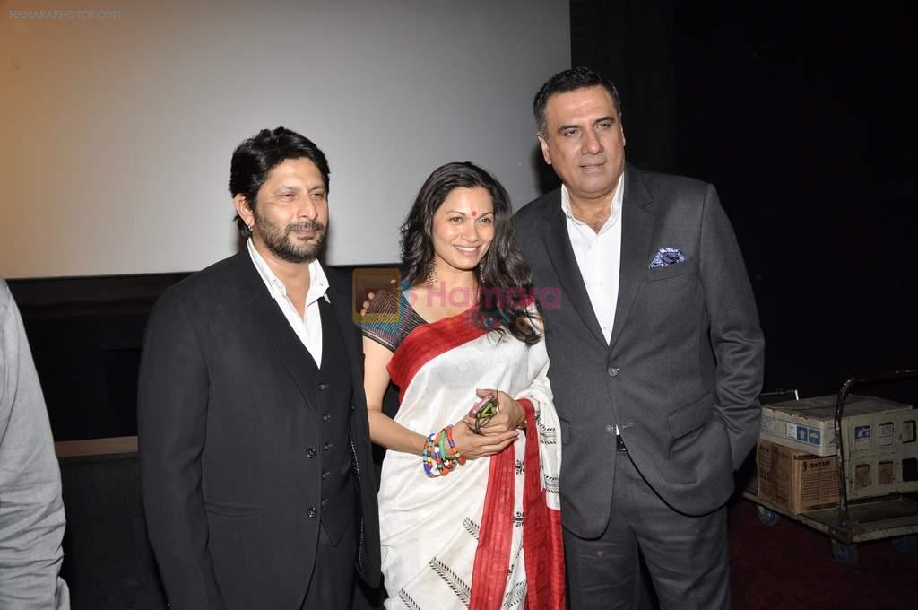 Arshad Warsi, Maria Goretti, Boman Irani at the launch of the trailor of Jolly LLB film in PVR, Mumbai on 8th Jan 2013