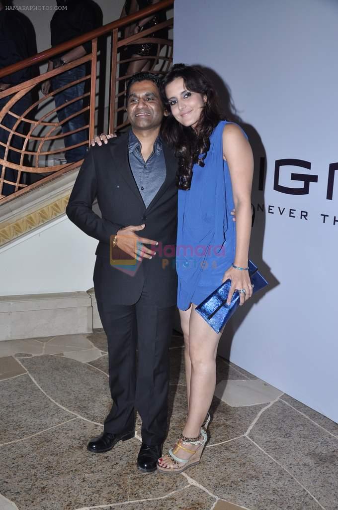 Tulip Joshi, Vinod Nayar at Relaunch of Enigma hosted by Krishika Lulla in J W Marriott, Mumbai on 11th Jan 2013