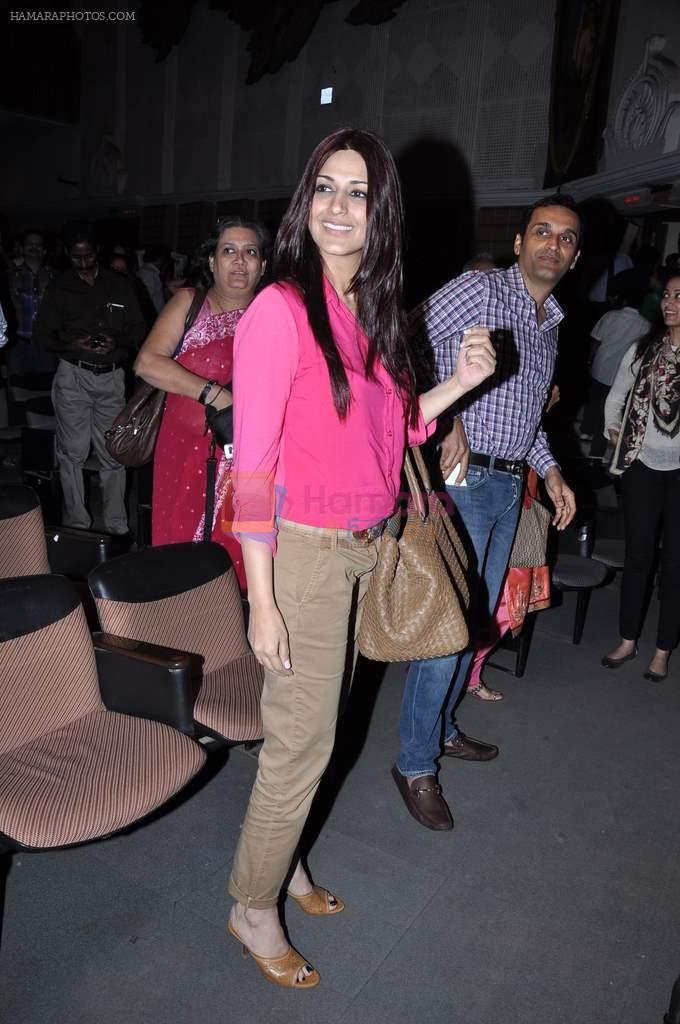 Sonali Bendre at Pulse concert in Sion, Mumbai on 11th Jan 2013