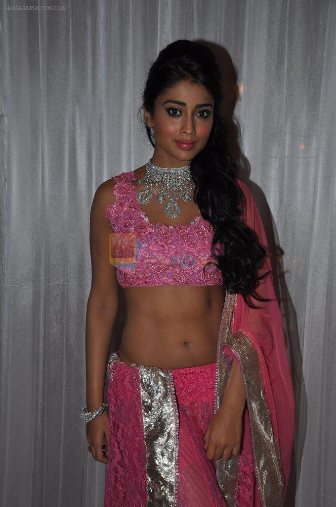 Shriya Saran at Beti Fashion show in Mumbai on 14th Jan 2013