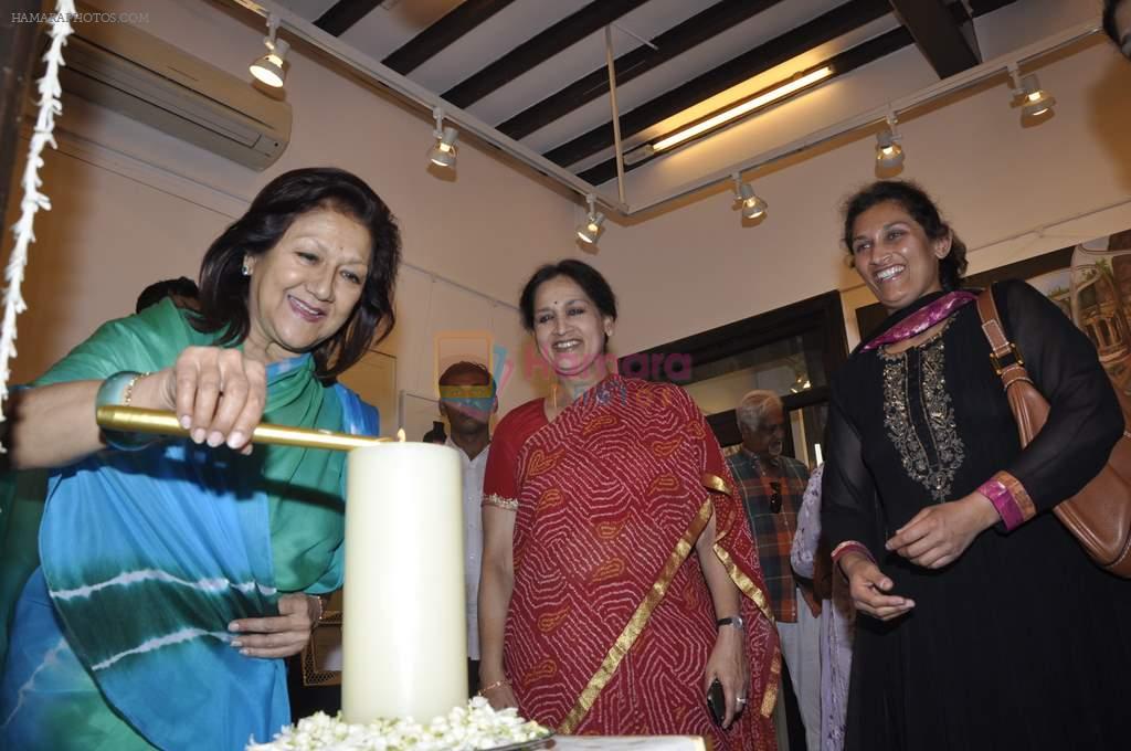 Queen of Jaipur Vidya Ji at Hacienda art gallery to launch silver exhibition in Kalaghoda, Mumbai on 16th Jan 2013