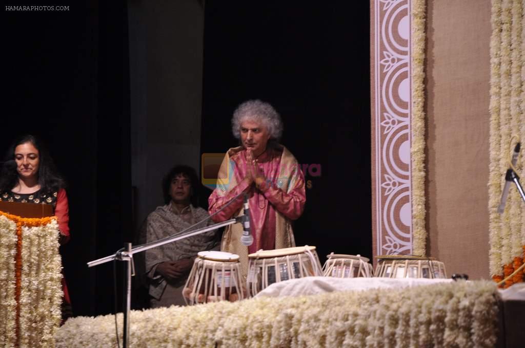 Pt Shivkumar Sharma at Pt Shivkumar Sharma and Zakir Hussain concert in Nehru, Mumbai on 16th Jan 2013