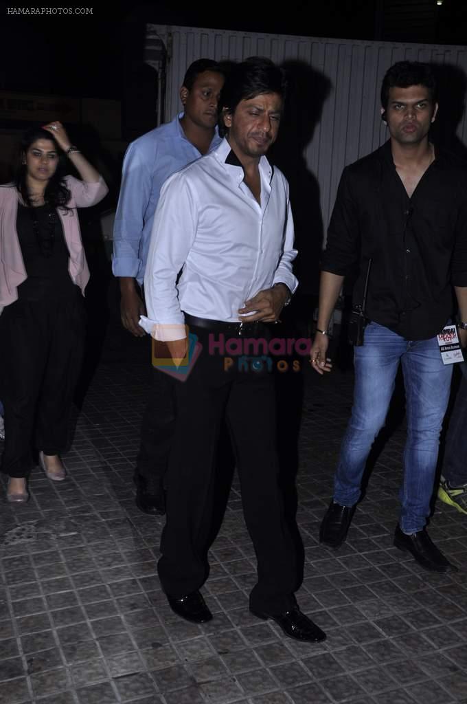 Shahrukh Khan at Mumbai Mirror premiere in PVR, Mumbai on 17th Jan 2013
