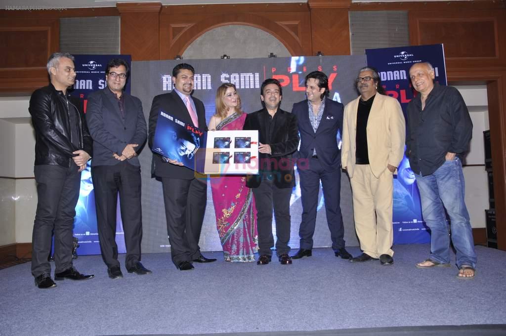 Fardeen Khan, Adnan Sami, Talat Aziz, Hariharan, Mahesh Bhatt at Adnan Sami press play album launch in J W Marriott, Mumbai on 17th Jan 2013