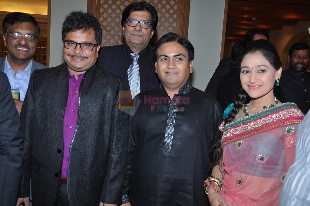 Disha Vakani, Dilip Joshi at Ravi and Rubaina's wedding reception in Taj Land's End, Mumbai on 18th Jan 2013