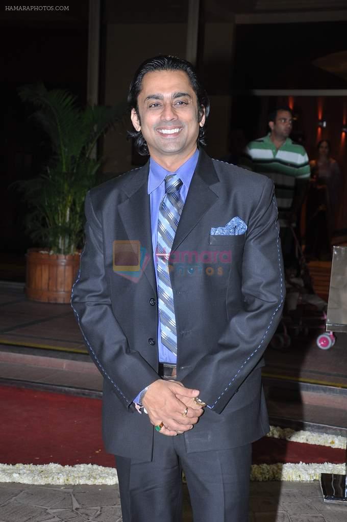 Anuj Saxena at Ravi and Rubaina's wedding reception in Taj Land's End, Mumbai on 18th Jan 2013