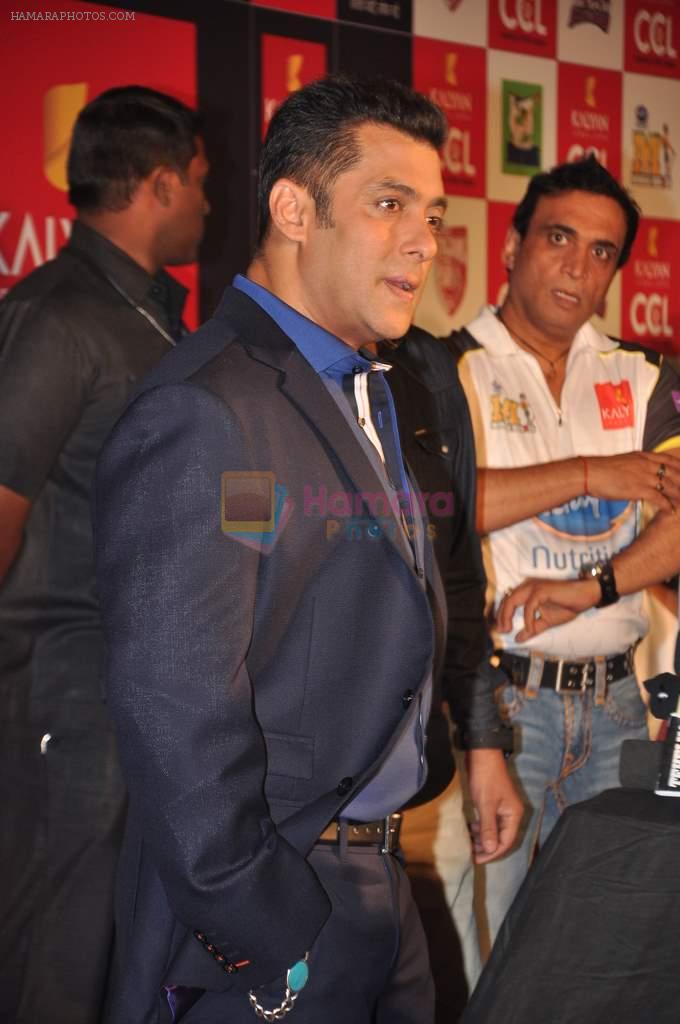 Salman Khan at CCL red carpet in Mumbai on 19th Jan 2013
