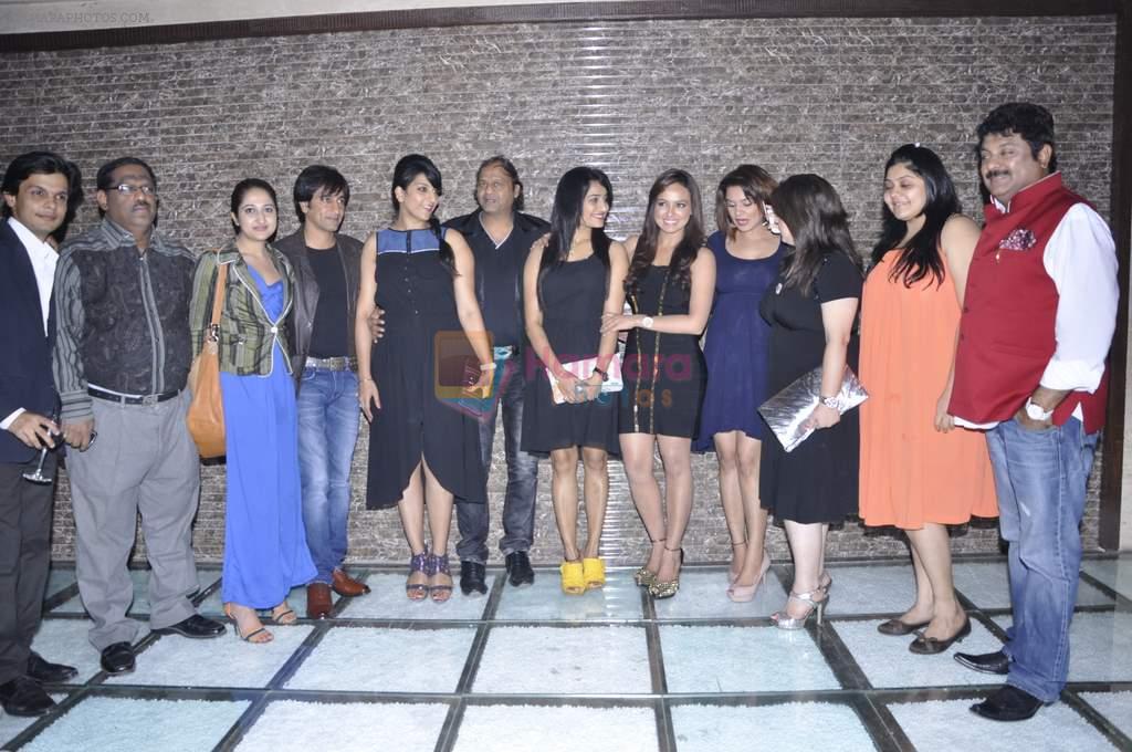 Sana Khan, Delnaz, Aashka Goradia, Rajiv Paul at Kapil and Bharti Mehra hosts bash in honour of Big Boss's Sana Khan in Shock, Mumbai on 19th Jan 2013