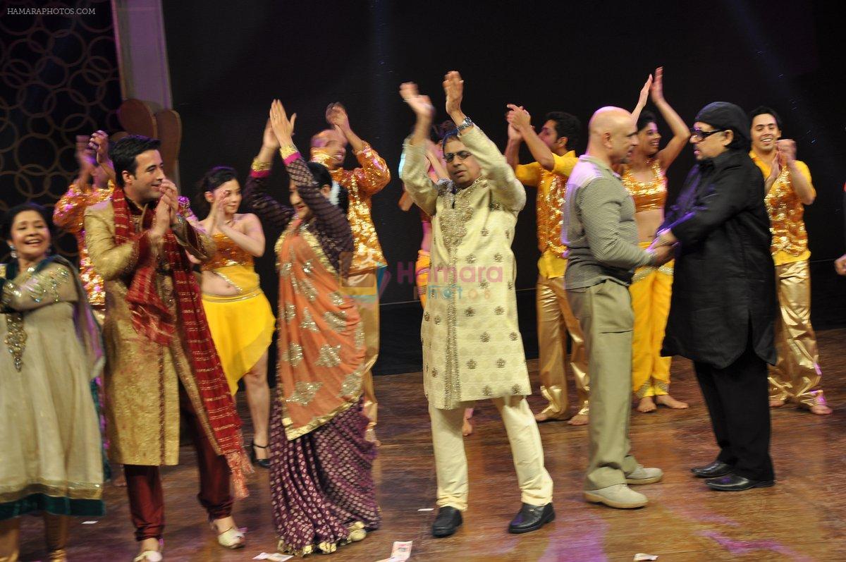Anant Mahadevan, Jayati Bhatia at Premiere of Bharat Dabholkar's Blame it on Yashraj in NCPA, Mumbai on 25th Jan 2013