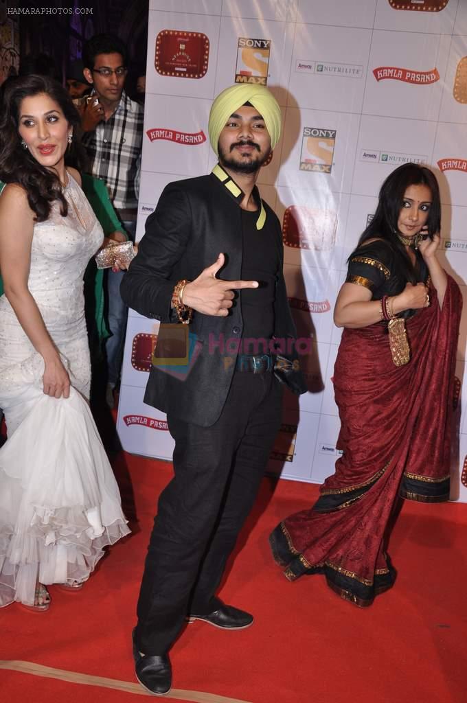 Gurdeep Mehndi at Stardust Awards 2013 red carpet in Mumbai on 26th jan 2013
