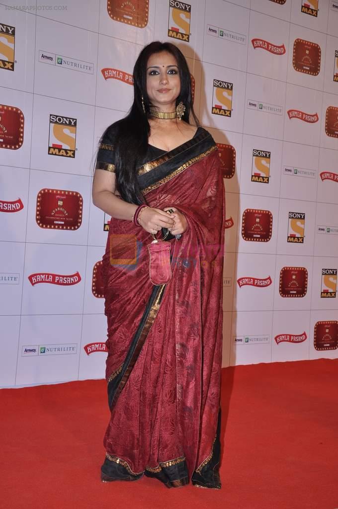 Divya Dutta at Stardust Awards 2013 red carpet in Mumbai on 26th jan 2013