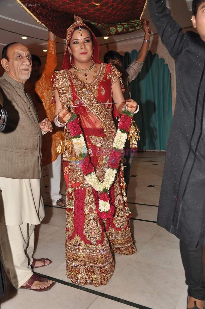 Udita Goswami at Udita Goswami weds Mohit Suri in Isckon, Mumbai on 29th Jan 2013