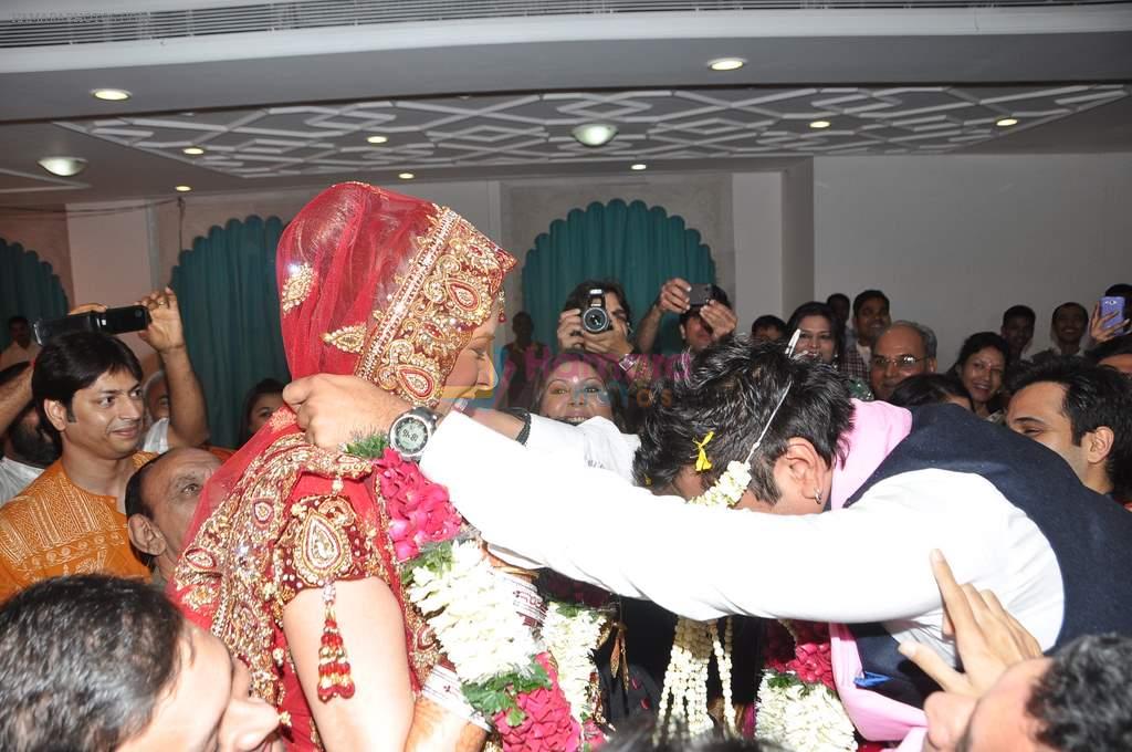 Udita Goswami, Mohit Suri at Udita Goswami weds Mohit Suri in Isckon, Mumbai on 29th Jan 2013