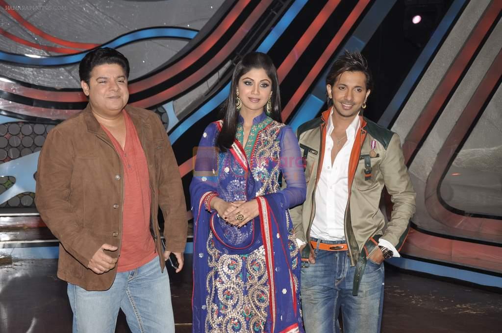 Shilpa Shetty, Terrence Lewis, Sajid Khan  on the sets of Nach Baliye 5 in Filmistan, Mumbai on 29th Jan 2013
