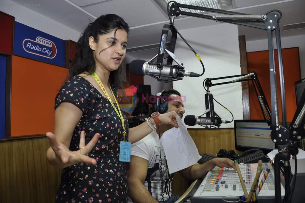 R J Archana at Radio City in Bandra, Mumbai on 2nd Feb 2013