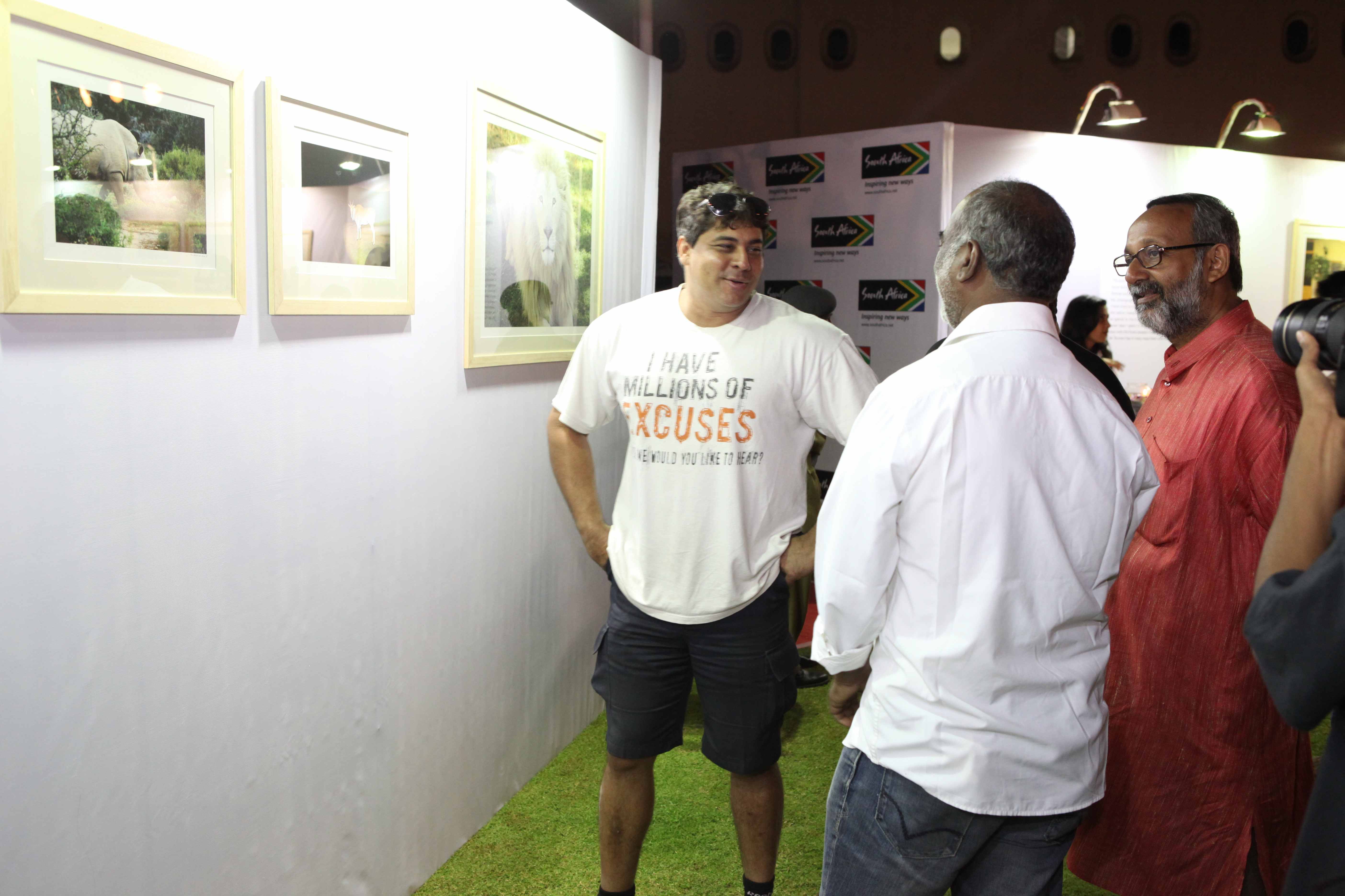 Cyrus Broacha at the photography exhibition on South Africa by Ace photographer Sudharak Olwe