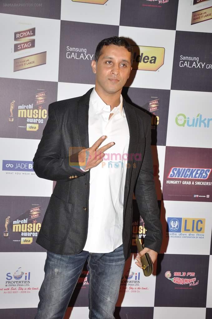 Ishq Bector at Radio Mirchi music awards red carpet in Mumbai on 7th Feb 2013