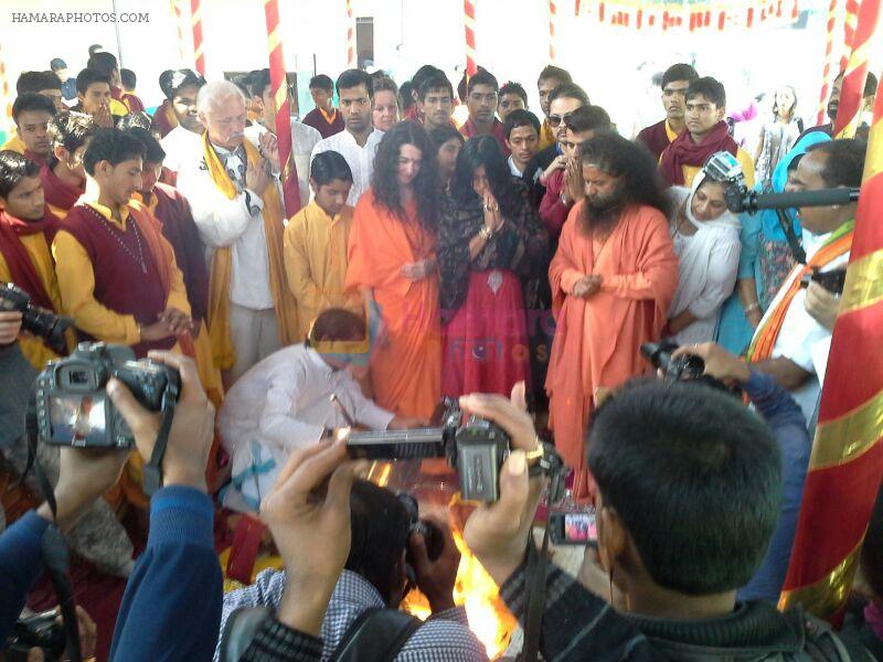 Ekta Kapoor, Emraan Hashmi at EK THI DAAYAN Mahayagya at the Mahakumbh on 10th Feb 2013