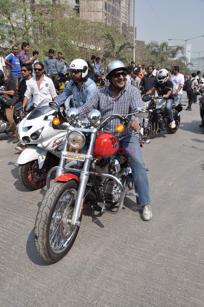 Sanjay Gupta at safety drive rally by 600 bikers in Bandra, Mumbai on 10th Feb 2013