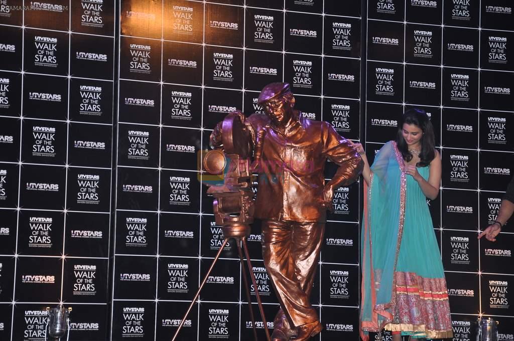Parineeti Chopra at UTV Walk the stars with Yash Chopra in Mumbai on 11th Feb 2013