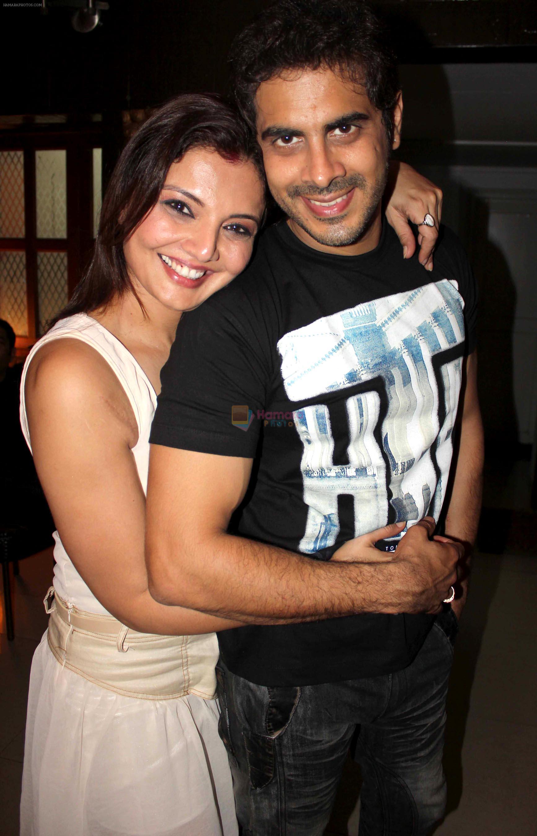 Deepshikha gave a surprise  birthday party to  kaishav Arora at home in Malad on 12th Feb 2013