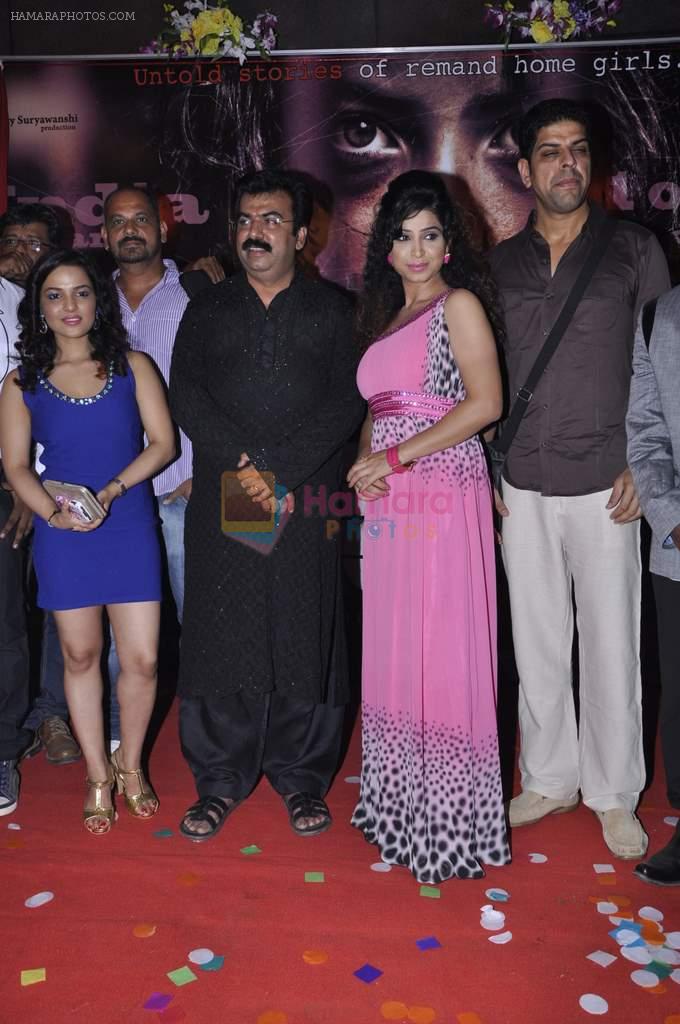 Murli Sharma, Chitrashi Rawat at Black Home film mahurat in Filmistan, Mumbai on 13th Feb 2013
